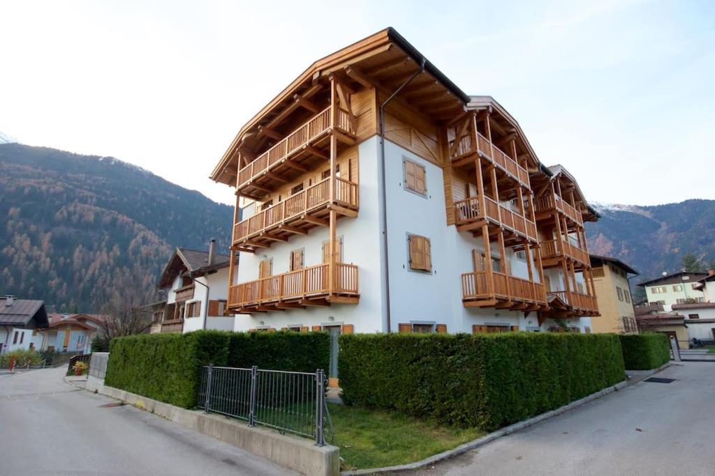 Lovely Apt In Pinzolo Val Rendena 7 Eksteriør bilde