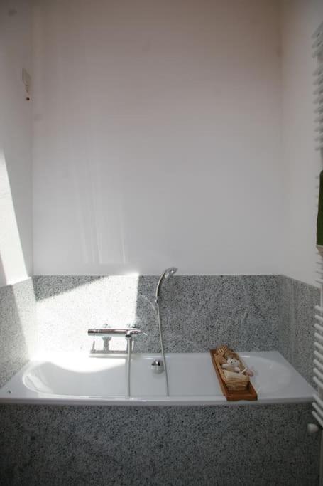 Lovely Apt In Pinzolo Val Rendena 7 Eksteriør bilde